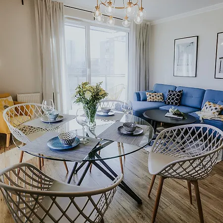 Flatbook - Bastion Walowa Center 2 Bedrooms *